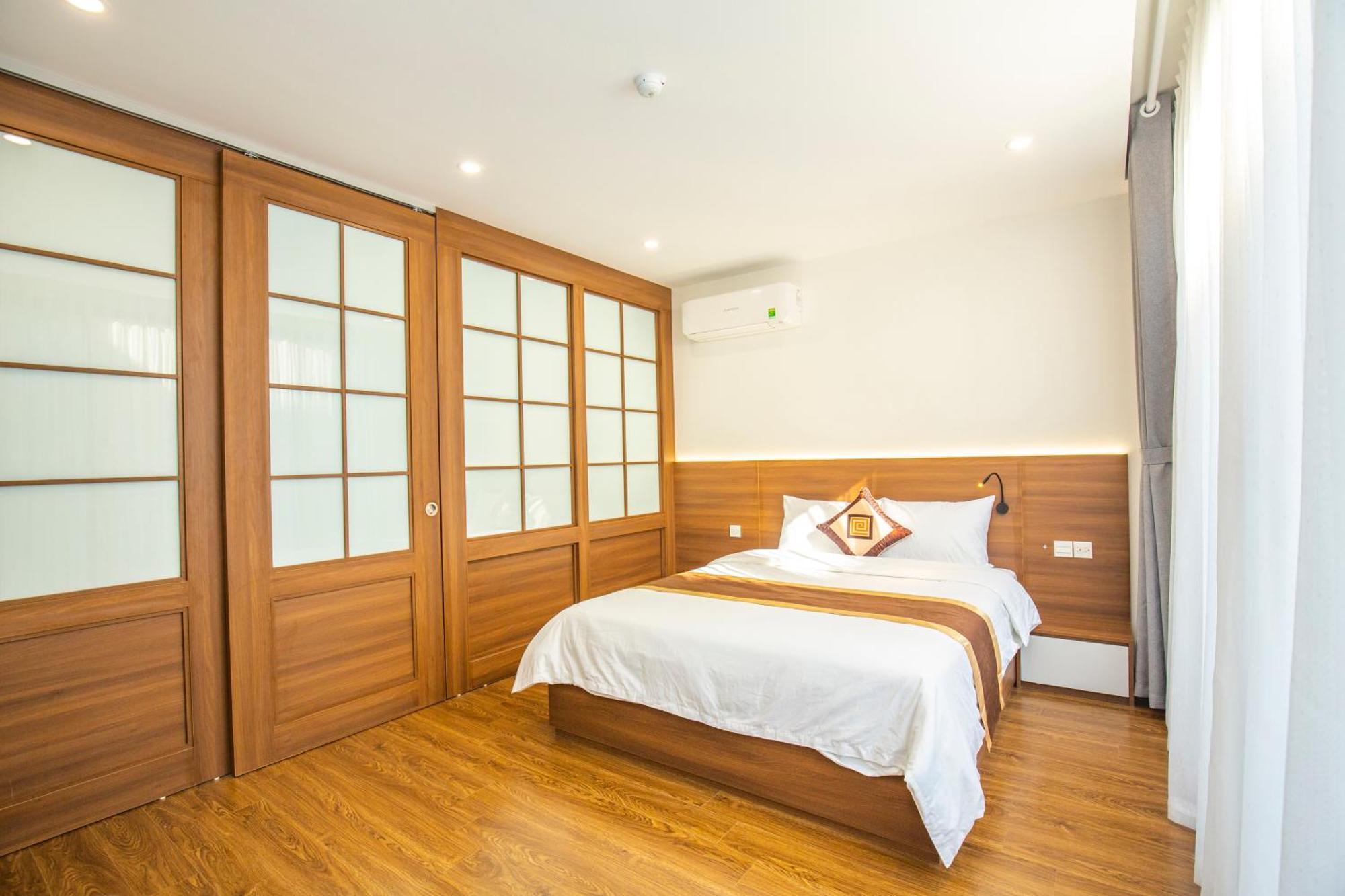Sumitomo - Linh Lang Street Apartment Hanoi