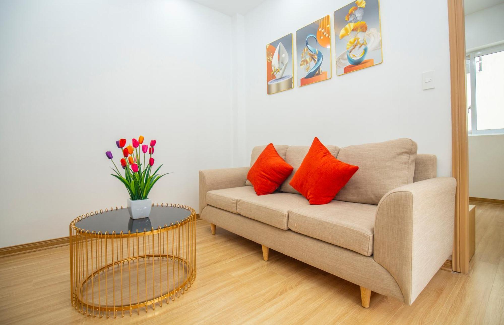 Sumitomo - Linh Lang Street Apartment Hanoi